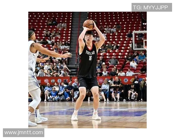 姚明宣布将投资开设篮球青训基地，致力培养中国未来篮球明星